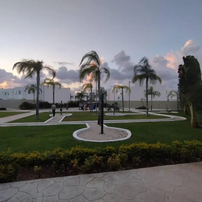 Casa-Piscina-3Hab-Bano Privado-Wifi 50 Mbps-Tina Villa Cancun Holiday home