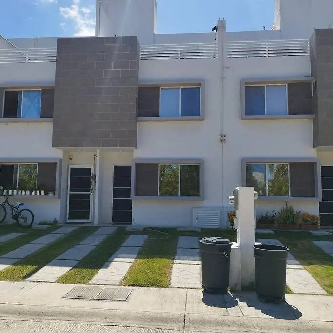 Casa-Piscina-3Hab-Bano Privado-Wifi 50 Mbps-Tina Villa Cancun