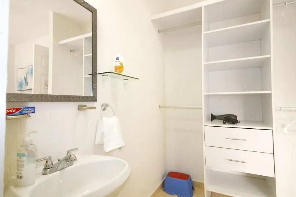 Holiday home Casa-Piscina-3Hab-Bano Privado-Wifi 50 Mbps-Tina Villa Cancun