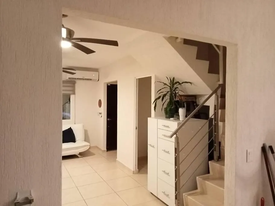 Holiday home Casa-Piscina-3Hab-Bano Privado-Wifi 50 Mbps-Tina Villa Cancun