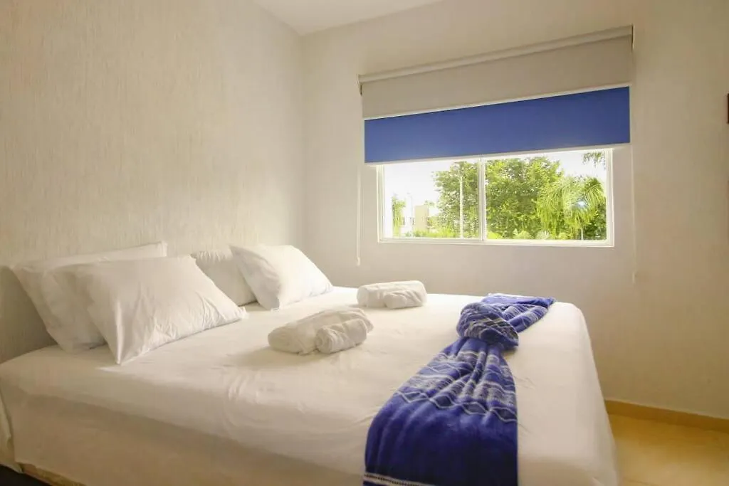 Casa-Piscina-3Hab-Bano Privado-Wifi 50 Mbps-Tina Villa Cancun Holiday home