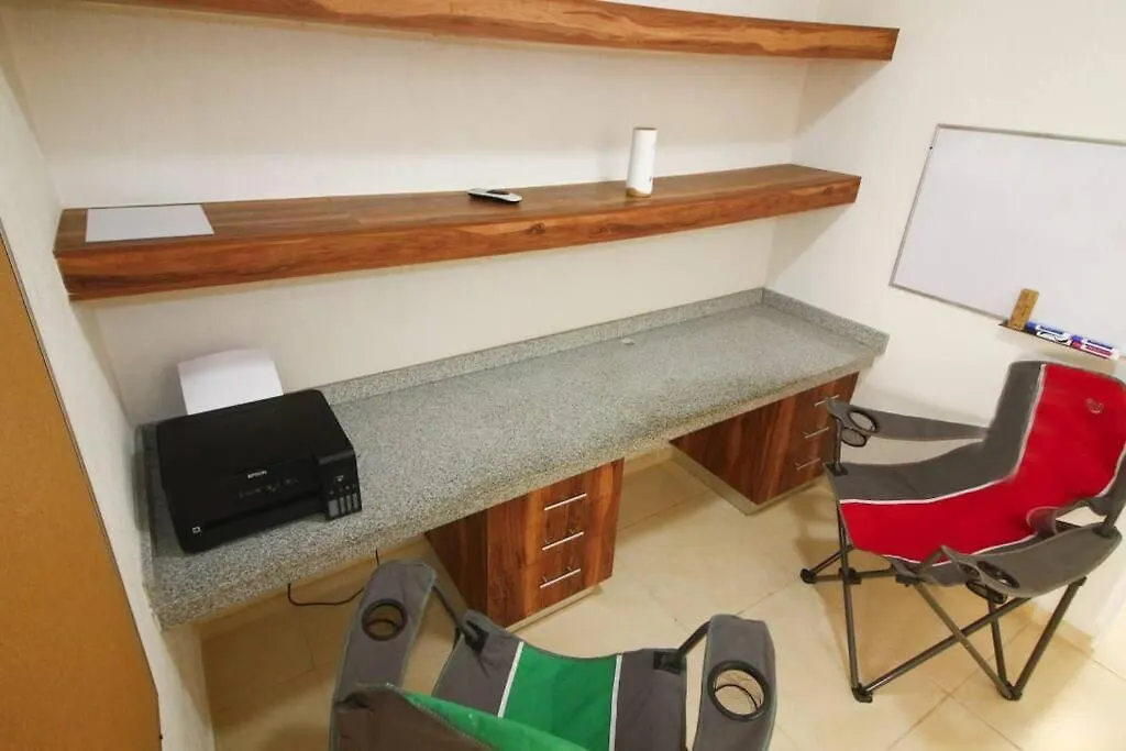 Casa-Piscina-3Hab-Bano Privado-Wifi 50 Mbps-Tina Villa Cancun 0*,  Mexico